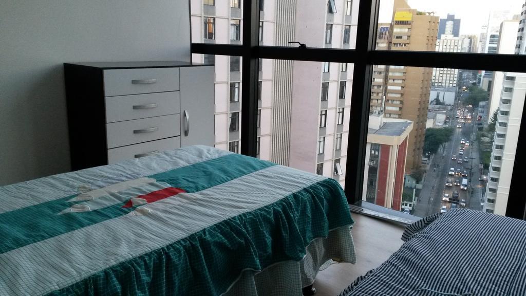 Apartamento Central Curitiba Habitación foto